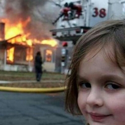 Meme de garota em frente a um incêndio é vendido por US$ 473 mil